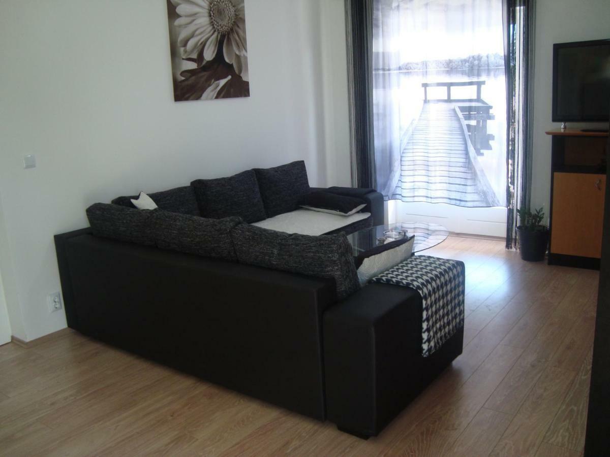 Apartment Ilina โวดีเซ ภายนอก รูปภาพ