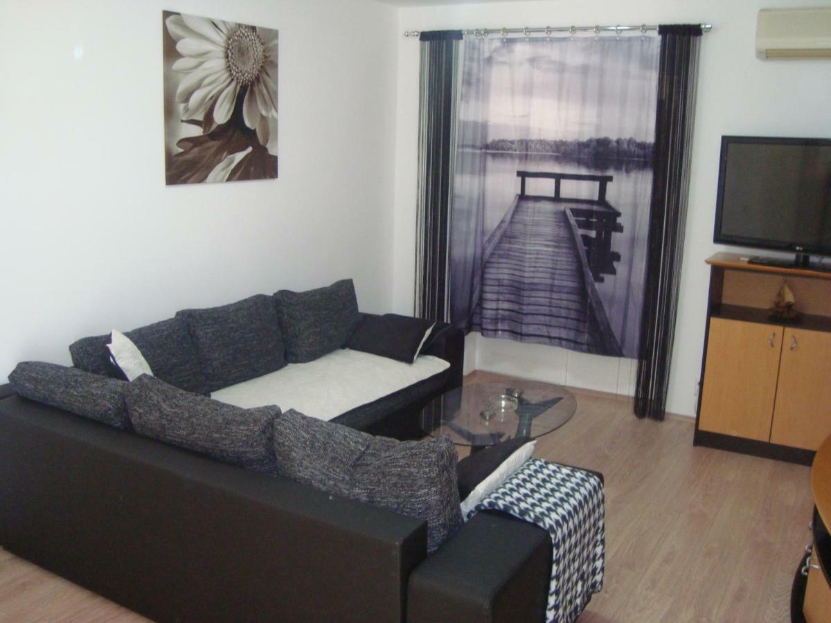 Apartment Ilina โวดีเซ ภายนอก รูปภาพ